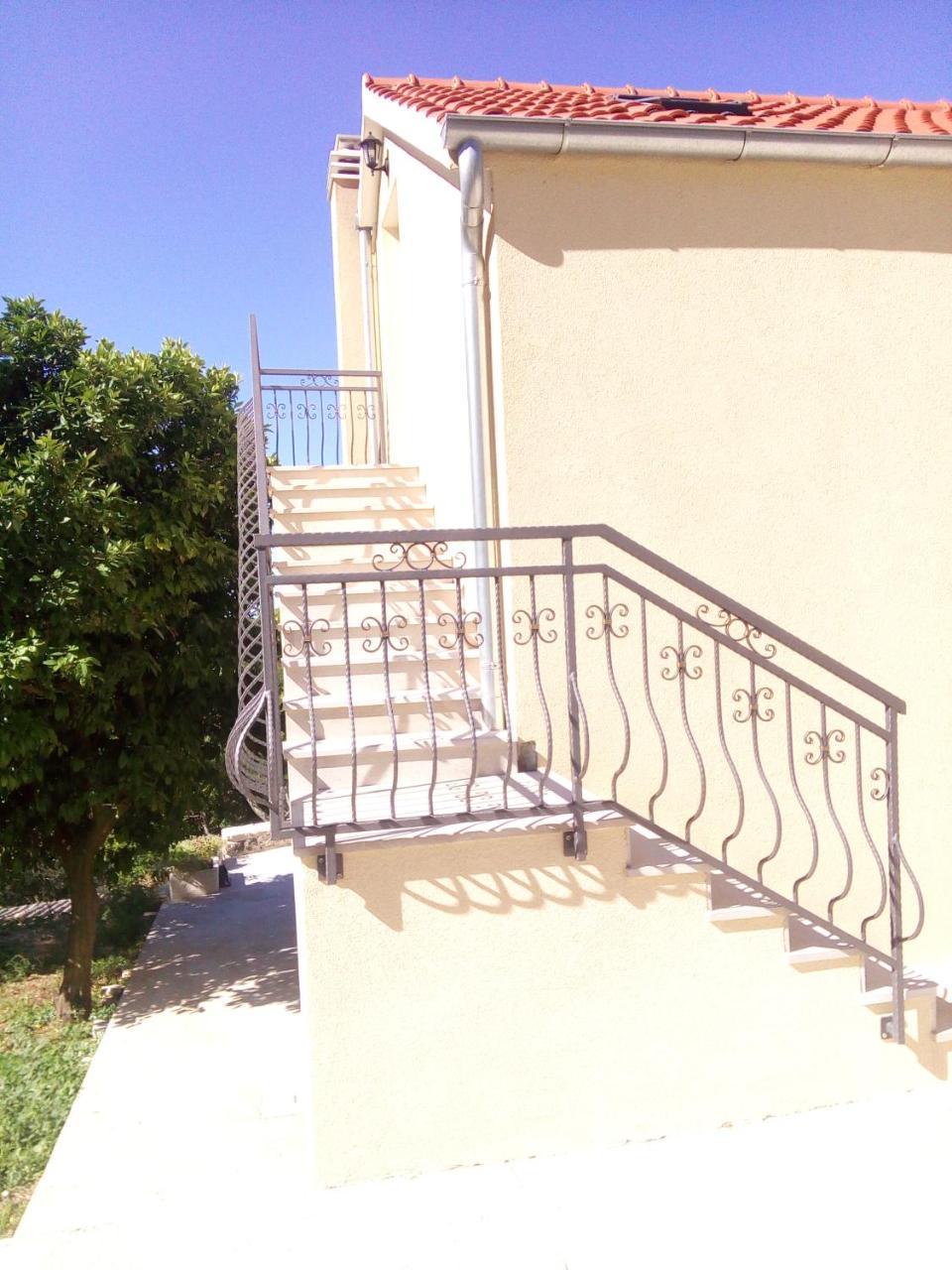 Holiday Apartments Maslina Paho Babino Polje Exterior photo